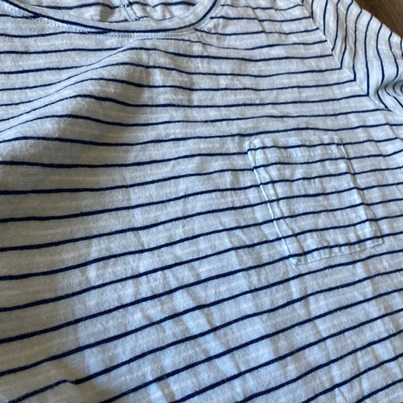 GAP tee - Picture 2 of 3